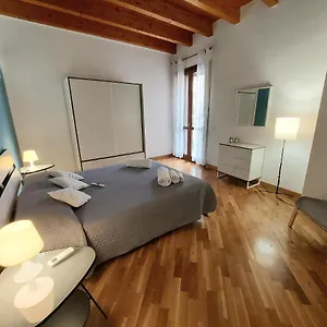 https://cocciu-damuri-holiday-house.sicilyhotelsitaly.net